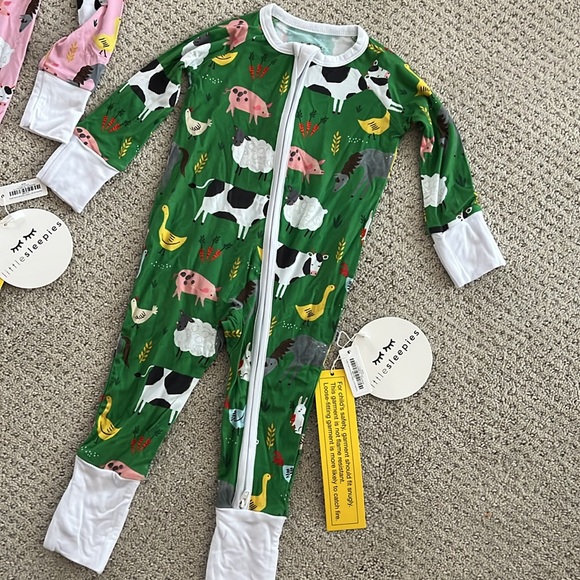 NWT Little Sleepies Farm animals - Picture 2 of 4